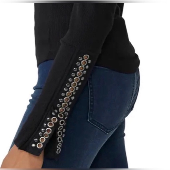 Free People A Little Unruly Top NWT - Picture 3 of 9